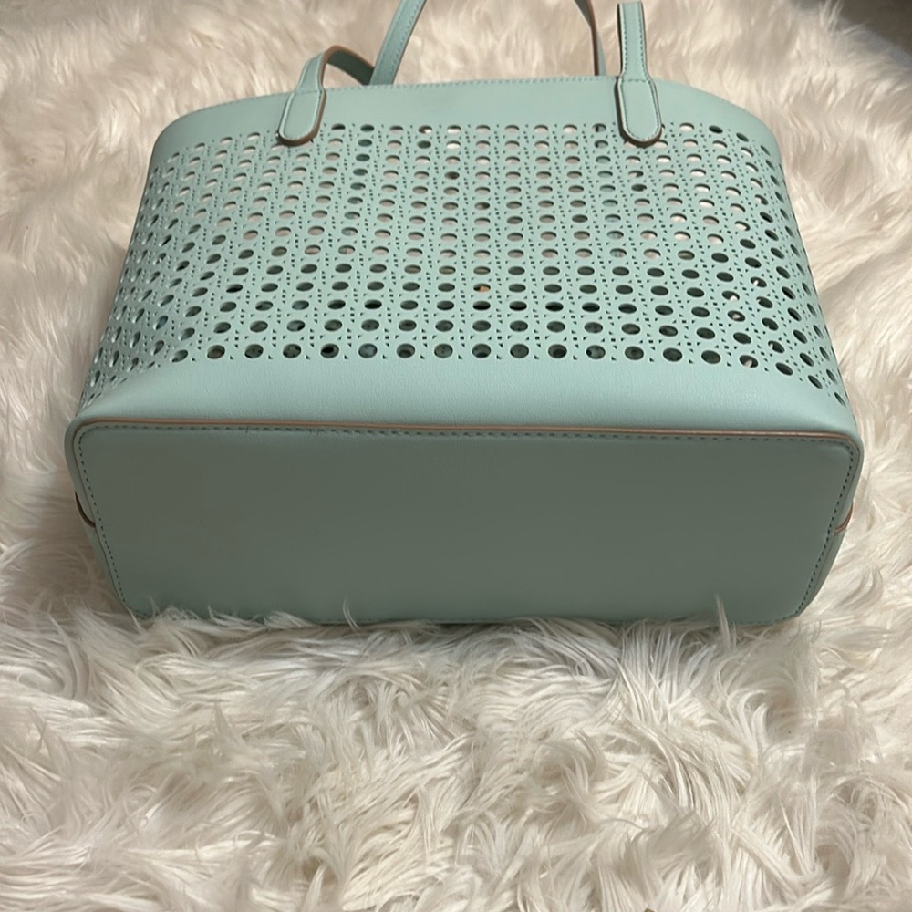 NWT, NANETTE LEPORE Mint Green Tote Bag - Picture 6 of 11